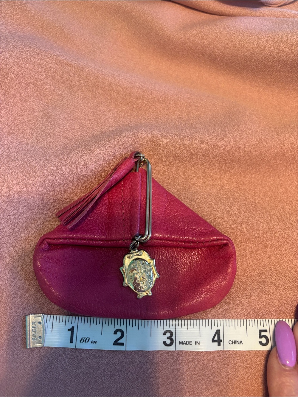 Vintage Italian made Pink Leather Clutch with Gold Accent - Picture 13 of 14